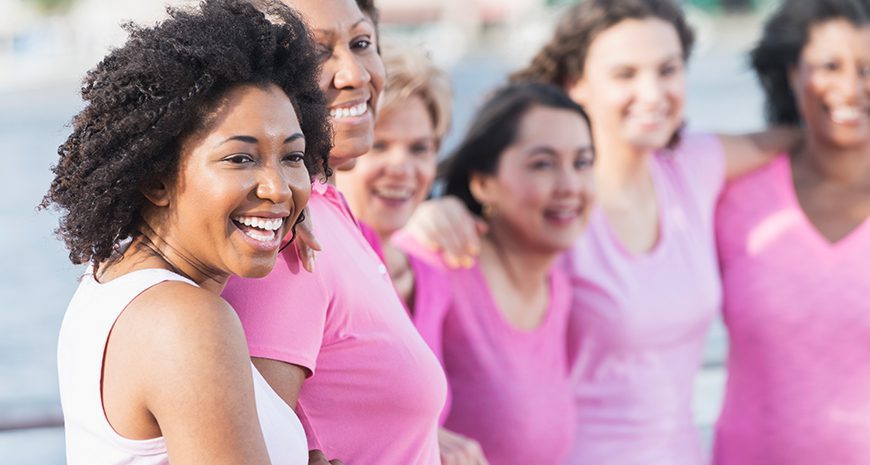 Imagen de mujeres alusiva al cáncer de mama